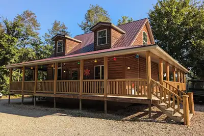 Image de Private Lake Waterfront Owner's Cabin I Campground
