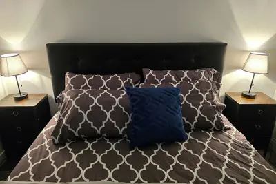 Image de New Cozy 1 Bedroom Basement