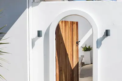 Image de Casa Blanca - Lakeside Luxury