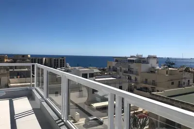 Image de Appartement de 2 chambres avec vue sur la mer à proximité de la plage Hpi7738