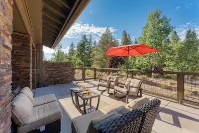 Image de Luxe All-Season Retreat by AvantStay | Prime Location, Near Skiing