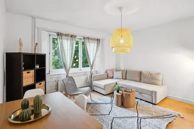 Image de Simple Zurich Apt Near Public Transport