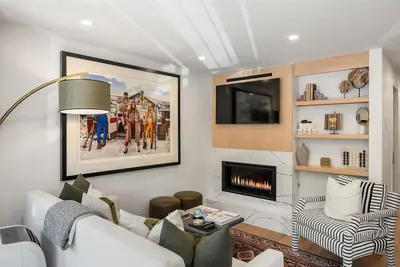 Image de Le Clairvaux Unit 8 | 2bd Newly Remodeled Condo in Downtown Aspen