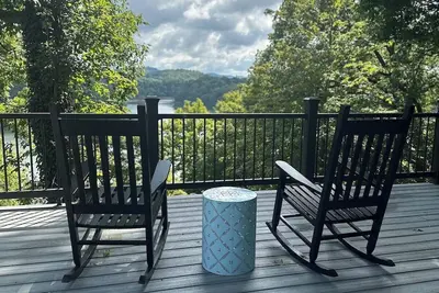Image de Cozy Lakehouse – Game Room, Pet-Friendly, Near Boatramp, 3-Season room!