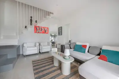 Image de Maison moderne - Proche plage - Port - Thalasso