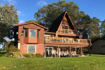 Image de A-Frame of Mind on Blue Lake with pontoon for rent