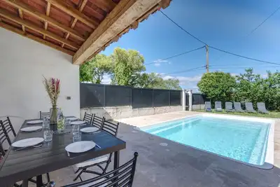 Image de L'Oustal Occitan - Maison avec piscine privée
