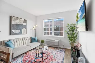 Image de Prime Condo for the Family in Central Jersey City\n\n