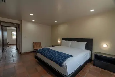Image de Field House 1 at High Frontier