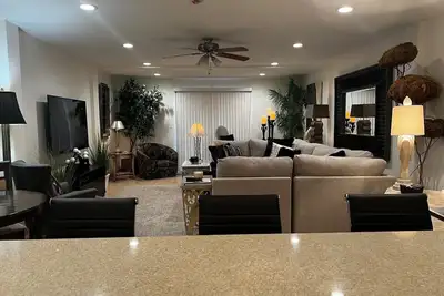 Image de Beautiful remodeled, 2 Br/2b, fully furnished, Condo in Gorgeous Fountain Hills