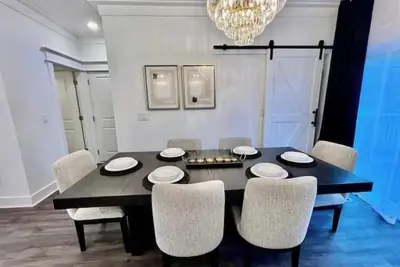 Image de Glamorous House