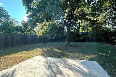 Image de Charming 3-Bedroom, 1-Bath Cozy Getaway with Modern Comforts and a Welcoming Vibe