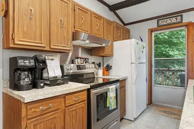 Image de Charming 2-bedroom cabin in delightful Hendersonville with Ac, WiFi