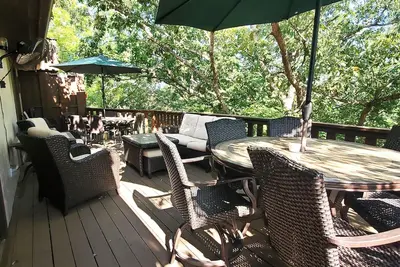 Image de Three Bedroom, Three Bath Condo With Huge Deck Located On The Island!