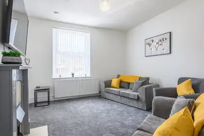 Image de Spacious Oasis - Perfect for Large Families/Groups | Pass The Keys
