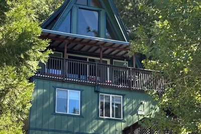 Image de Cozy 3-Bedroom A-Frame Cabin Near Lake Arrowhead and Snow Valley