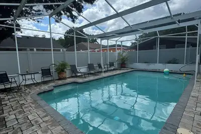 Image de Welcome to our charming studio, perfectly located near Tampa Bay's attractions.