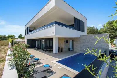 Image de Villa Adina by Istrabook