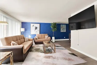 Image de Sterling Heights Tranquil Retreat