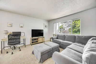 Image de Pet-Friendly Colorado Springs Apt w/ Fenced Yard!