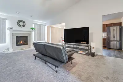Image de Michigan Home w\/ Yard, 3 Mi to Detroit Airport