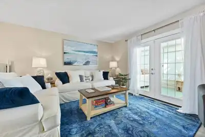 Image de Seashell Retreat/Stylish & Spacious/1 Blk to Beach