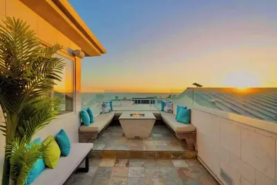 Image de Sunny Home by the Beach | Free Parking
