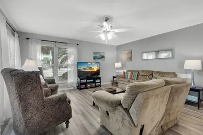 Image de 🌊Beachview 107-🐾Pet Friendly🐾-2br-Close To The Beach🌊