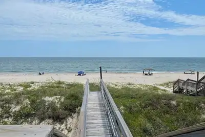 Image de Sunflower 2, beachfront, pet friendly
