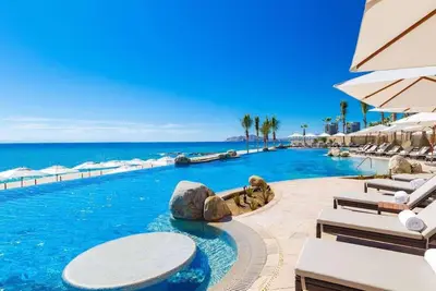 Image de Valencia located between Tuly Beach and tequila Cove on the corridor