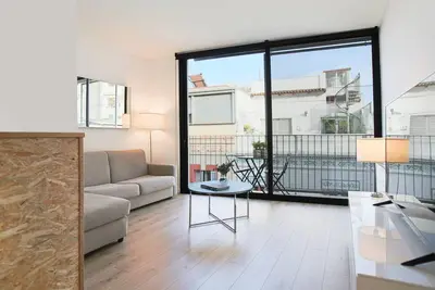 Image de 12 Appt. chic et central avec balcon à Gracia