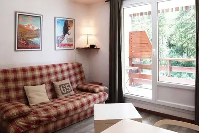 Image de 200m du centre station, 2ème étage, balcon, casier à ski, 24m², Les Orres