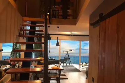 180° Luxury Sea and Mountain View Apartment in Downtown 6 min walk to the beach