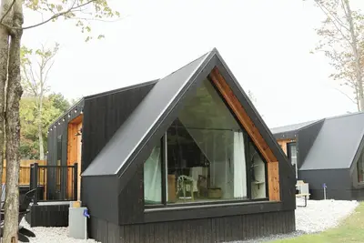 Image de Modern Tiny Home 25/With Hot Tub!