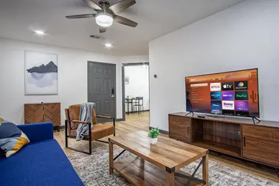 Image de Brand New Unit - 10 Min to Downtown Austin