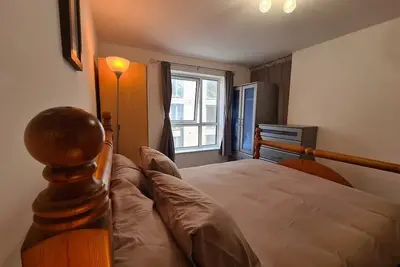 Image de Centrally Located Modern Apartment