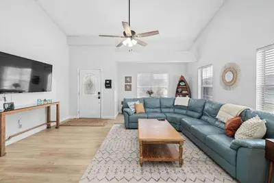 Image de Steps to Beach Getaway (Pool Open 8/29)