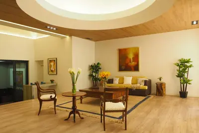Image de Apartment w/ Salon-Bar & Balcony - Near the Angel