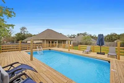 Image de Large Pool, Game Room, Tv Every Room