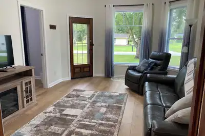 Image de Fresh Remodel! Whole House Getaway Near Dsm! Book 7+ days and save!
