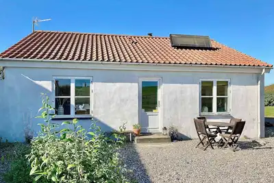 Image de Lovely summer house 450 meters from the sea
