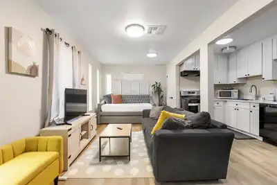 Image de Cozy & Stylish 1br by Santana Row