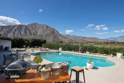 Image de Designer Oasis Desert Paradise