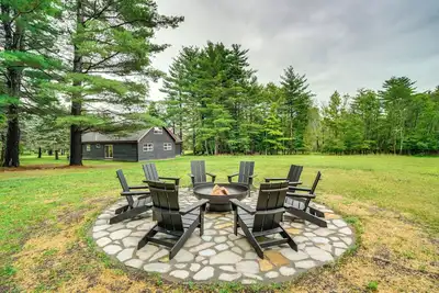 Image de Stylish Catskills Retreat: Year-Round Adventure!