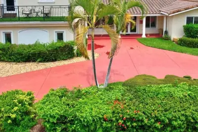 Image de Beach Duplex - 3br/5ba Manor w/ Heated Pool