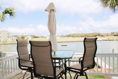 Image de Bayfront condo with 2 bedrooms and loft