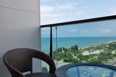 Image de Apartment with view of the sea and city