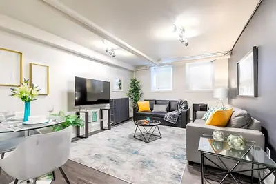 Image de Modern 2br Condo - Central Downtown