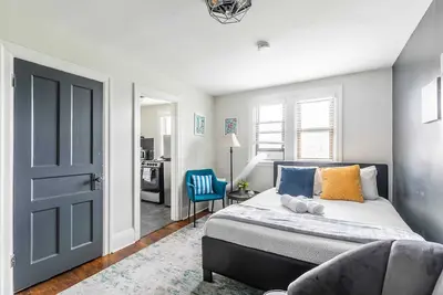 Image de Modern Apartment with Kitchen on James St