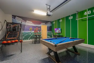 Image de Last Minute Disney! Private Pool, Game Room & Themed Bedrooms. Book Now! #119995